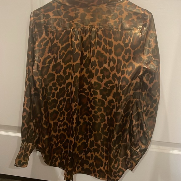 Jcrew Animal print silky button up - Picture 5 of 5